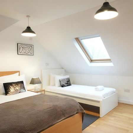 Great Airport Sleep Apartment Harmondsworth Luaran gambar